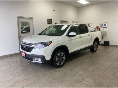 2017 Honda Ridgeline for sale at DAN PORTER MOTORS in Dickinson ND