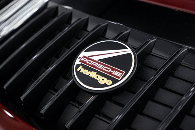 2021 Porsche 911 Targa 4S Heritage Design Edition