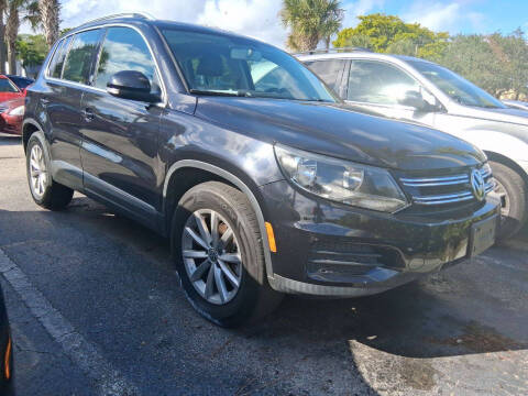 2017 Volkswagen Tiguan 2.0T Wolfsburg Edition