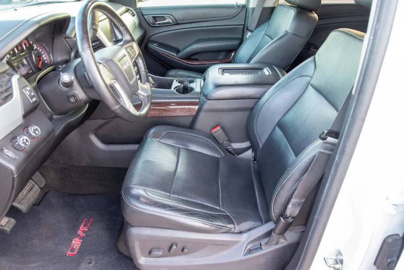 2016 GMC Yukon XL SLT