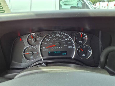 2025 Chevrolet Express 3500