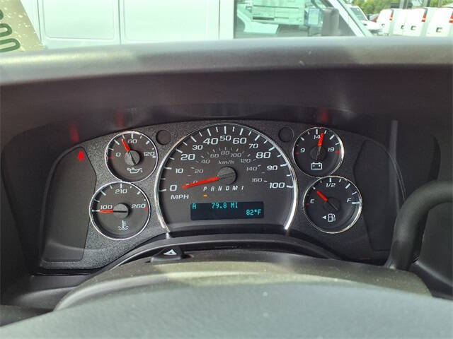 2025 Chevrolet Express 3500