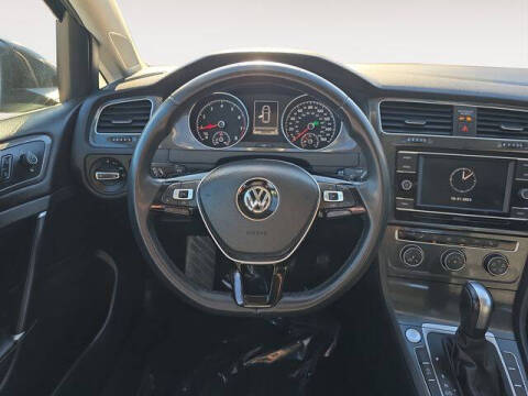 2020 Volkswagen Golf TSI