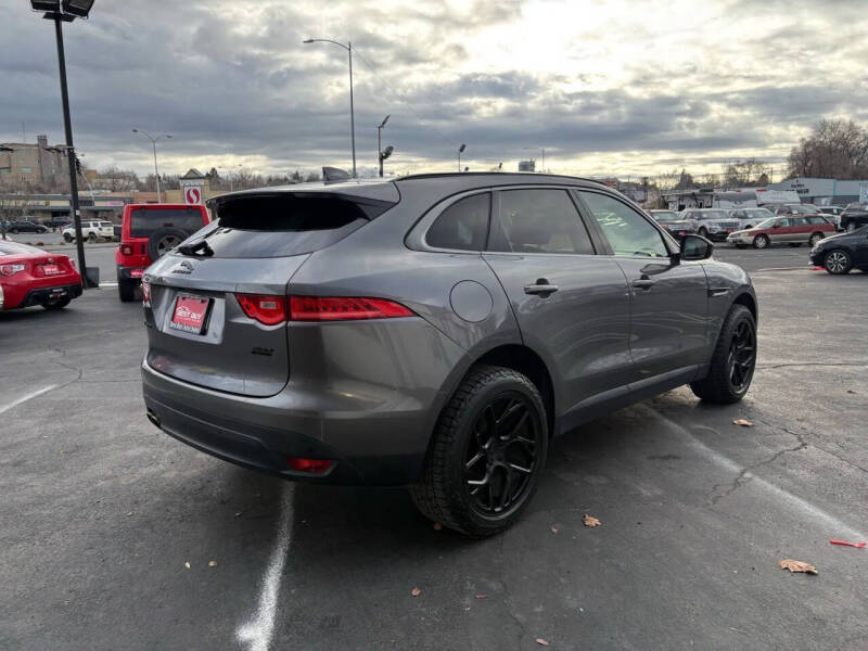 2017 Jaguar F-PACE 20d Prestige