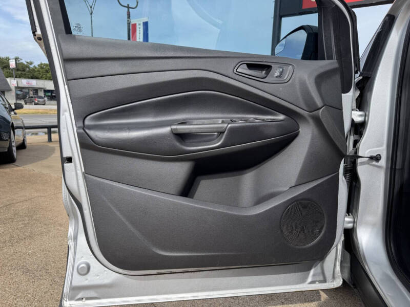 2019 Ford Escape S