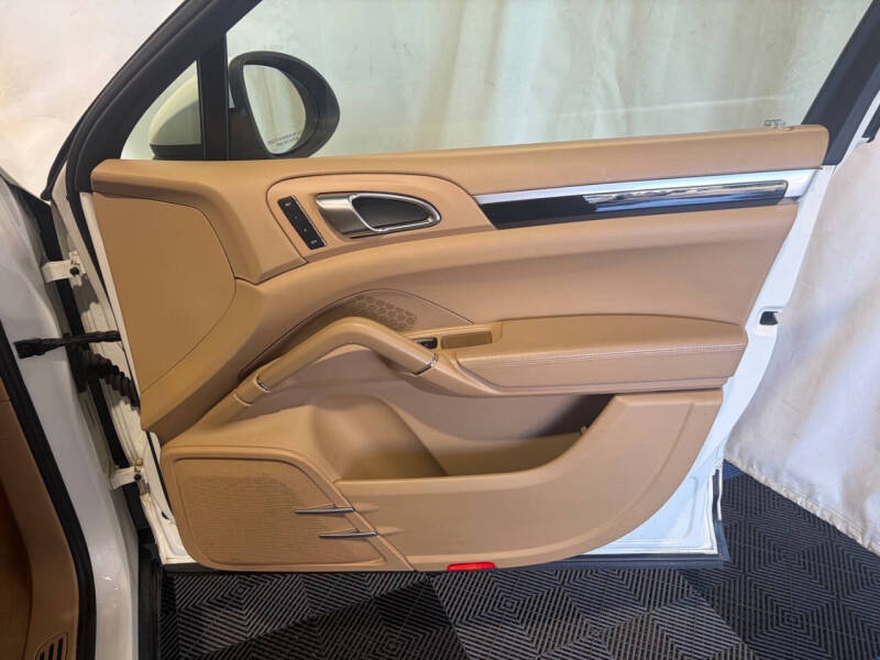 2012 Porsche Cayenne Tiptronic