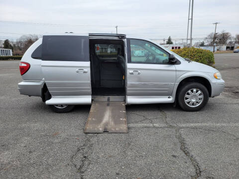 2007 Chrysler Town and Country for sale at GL Auto Sales LLC in Wrightstown NJ