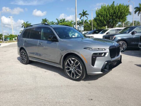 2025 BMW X7 M60i