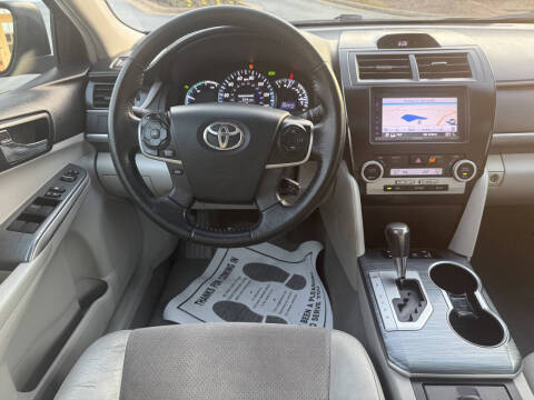 2012 Toyota Camry Hybrid LE