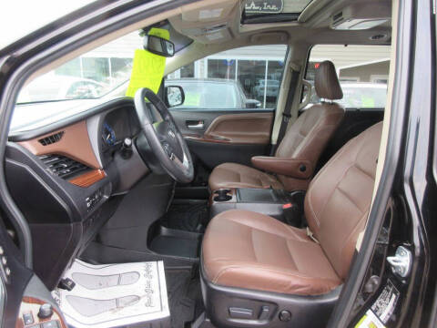 2015 Toyota Sienna