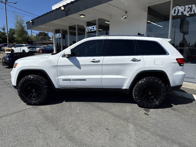 2019 Jeep Grand Cherokee Laredo E