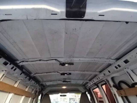 2016 GMC Savana 2500