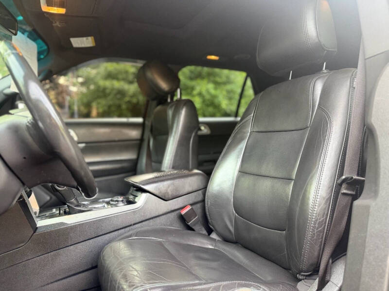 2011 Ford Explorer XLT