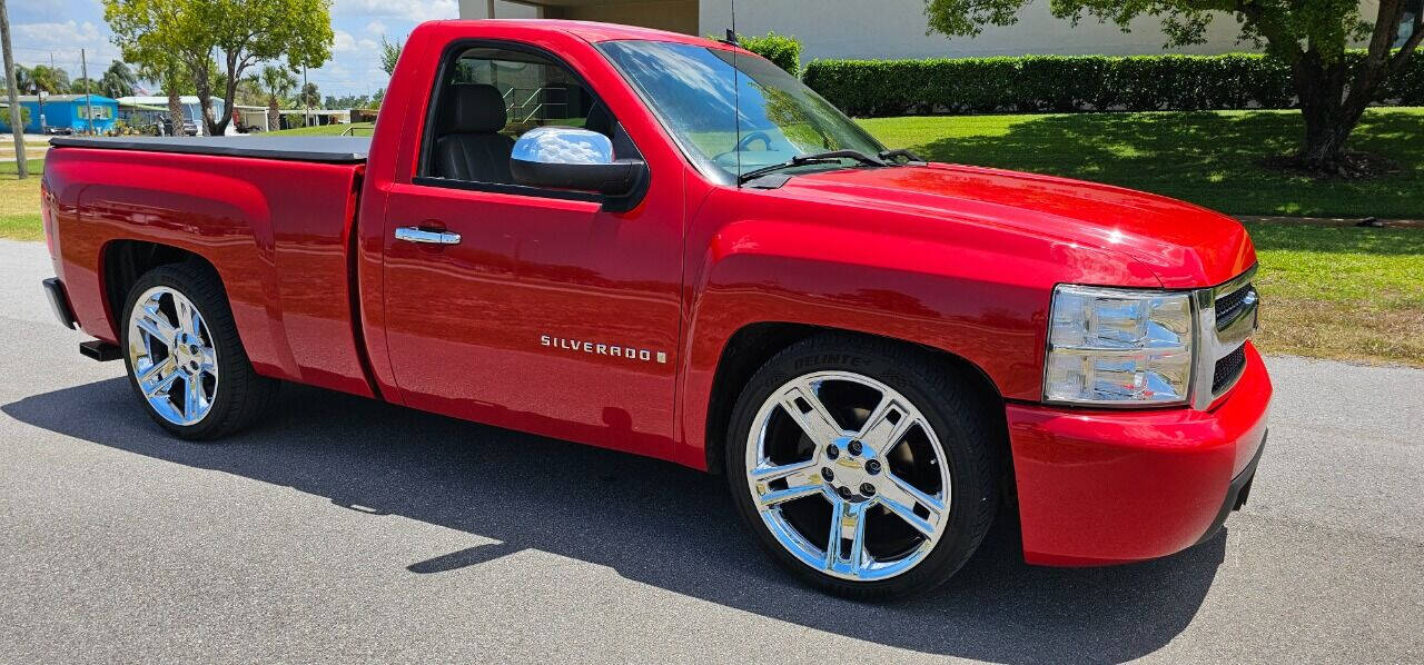 2007 Chevrolet Silverado 1500 for sale at FLORIDA CORVETTE EXCHANGE LLC in Hudson, FL