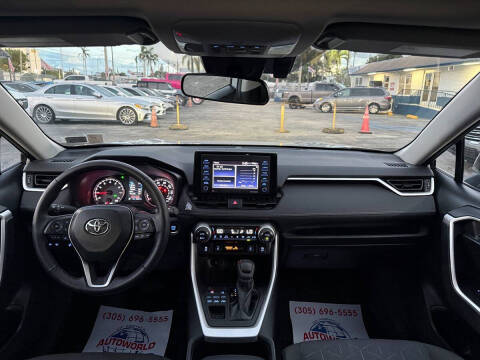 2022 Toyota RAV4 XLE