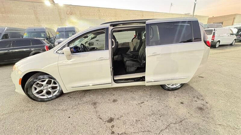 2017 Chrysler Pacifica