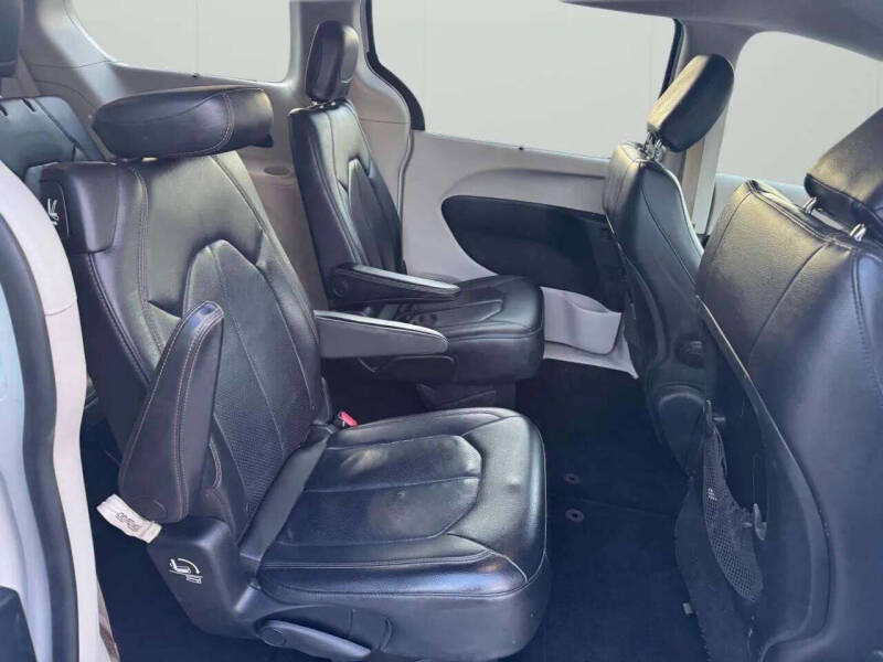 2018 Chrysler Pacifica Touring L