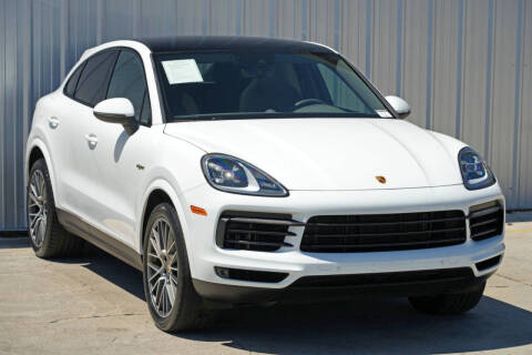 2023 Porsche Cayenne E-Hybrid Coupe