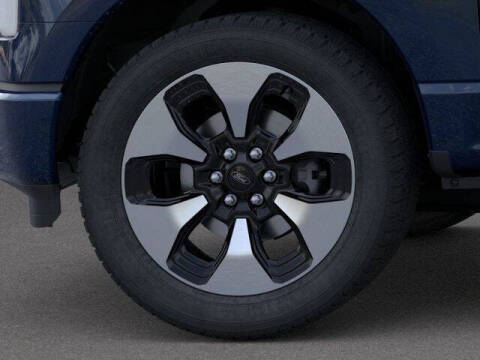 2025 Ford F-150 Lightning Platinum