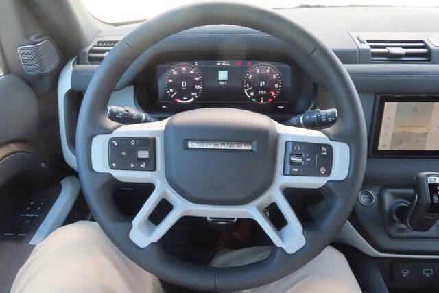 2023 Land Rover Defender 90 S