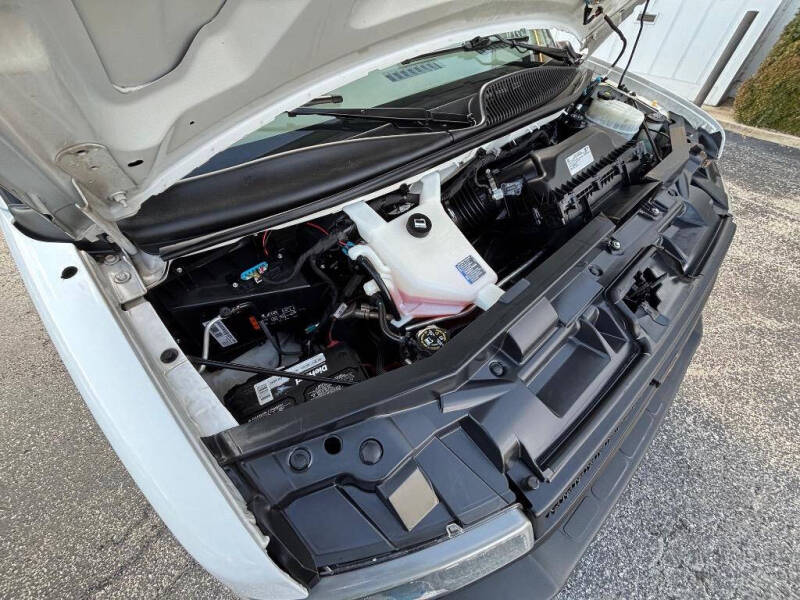 2021 Chevrolet Express 2500