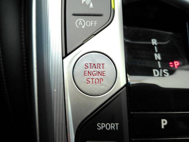 2024 BMW 3 Series 330i