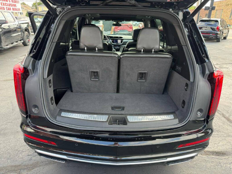 2025 Cadillac XT6 Premium Luxury