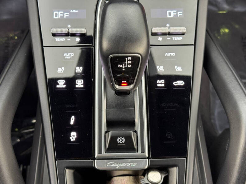 2021 Porsche Cayenne GTS