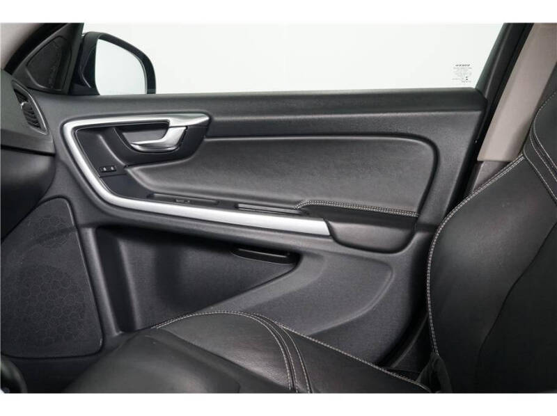 2018 Volvo S60 T5 Dynamic