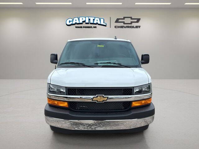 2025 Chevrolet Express 2500
