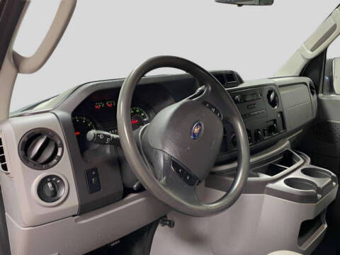 2013 Ford E-Series E-250