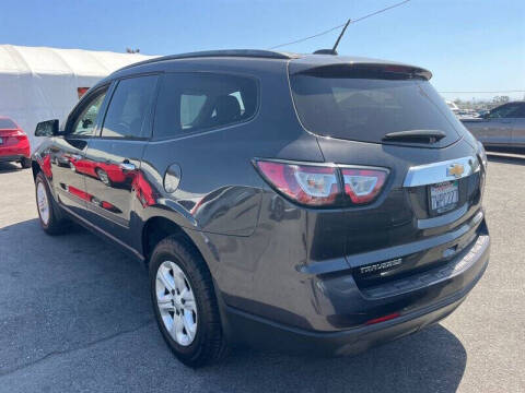 2017 Chevrolet Traverse LS