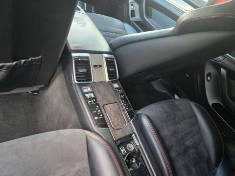 2013 Porsche Panamera GTS