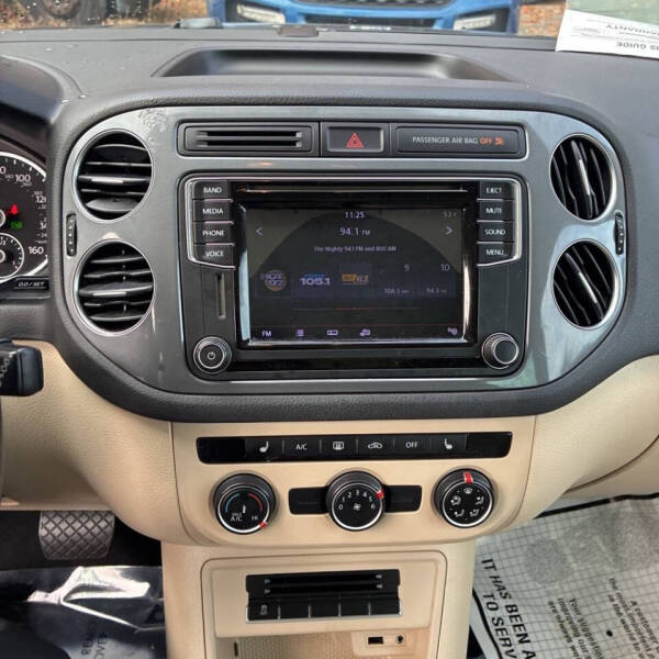 2017 Volkswagen Tiguan 2.0T Wolfsburg Edition 4Motion