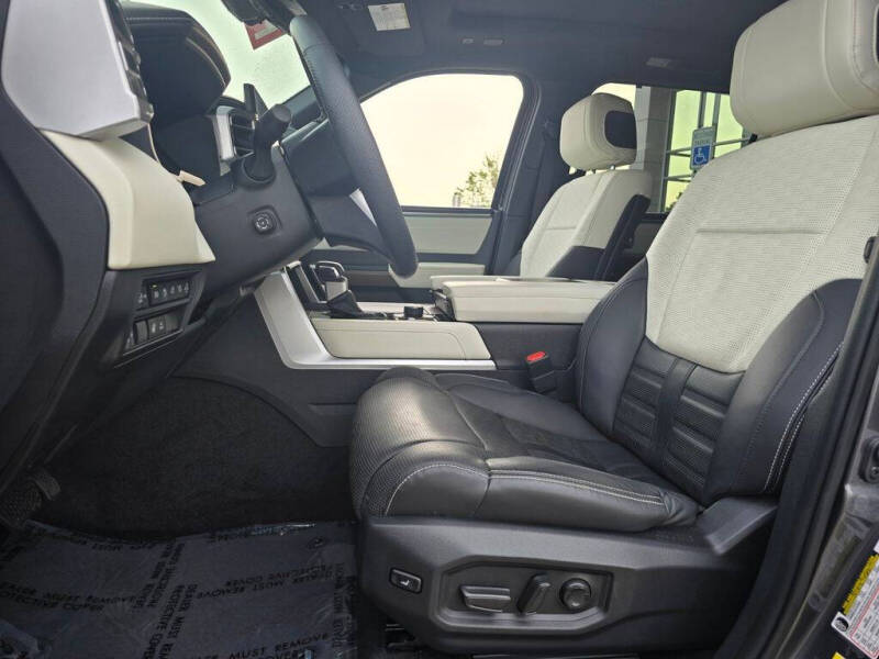 2024 Toyota Sequoia Capstone