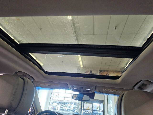 2013 Cadillac XTS Luxury Collection