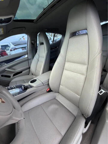 2011 Porsche Panamera