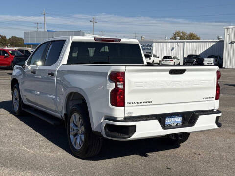 2025 Chevrolet Silverado 1500 Custom