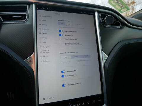 2017 Tesla Model S 75D