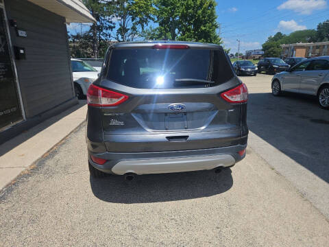 2015 Ford Escape SE