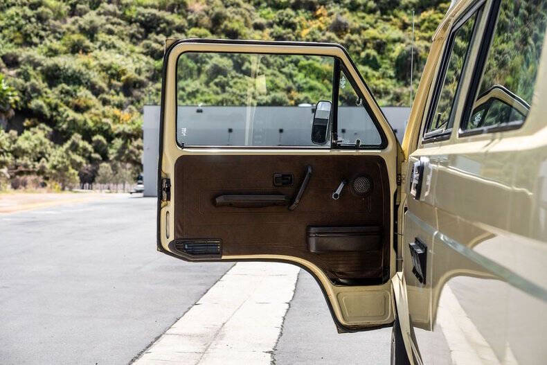 1982 Volkswagen Vanagon Camper