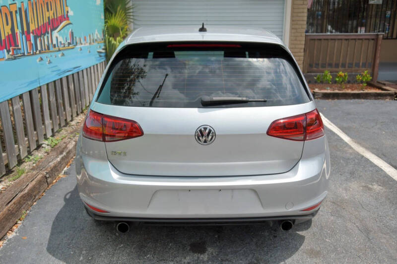 2017 Volkswagen Golf GTI S