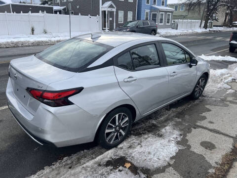 2021 Nissan Versa SV