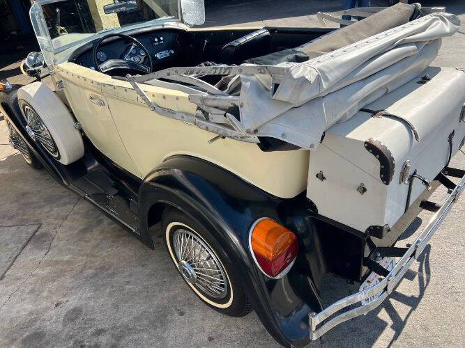 1977 Ford Roadster