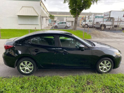 2017 Mazda MAZDA3 Sport