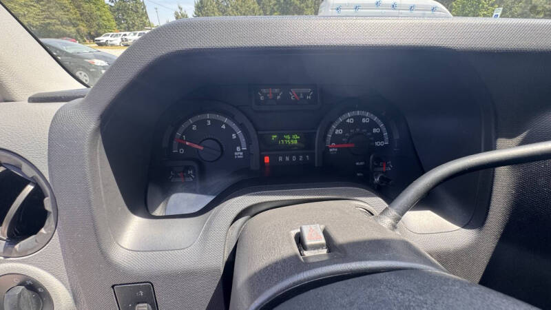 2011 Ford E-Series E-350 SD XLT