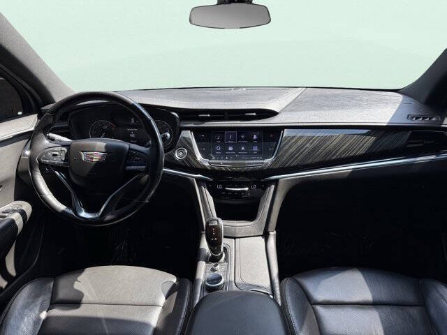 2020 Cadillac XT6 Premium Luxury