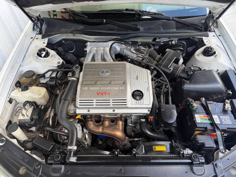 2000 Lexus ES 300