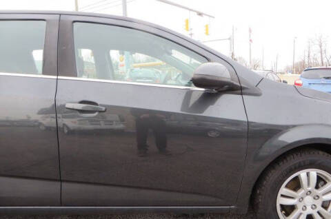 2016 Chevrolet Sonic LT Auto