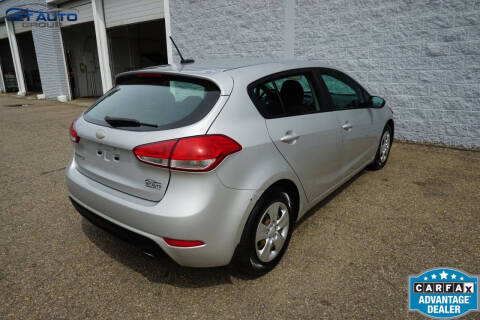 2017 Kia Forte5 LX